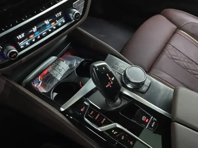 2023 BMW 6 серии с пробегом 48 103 км