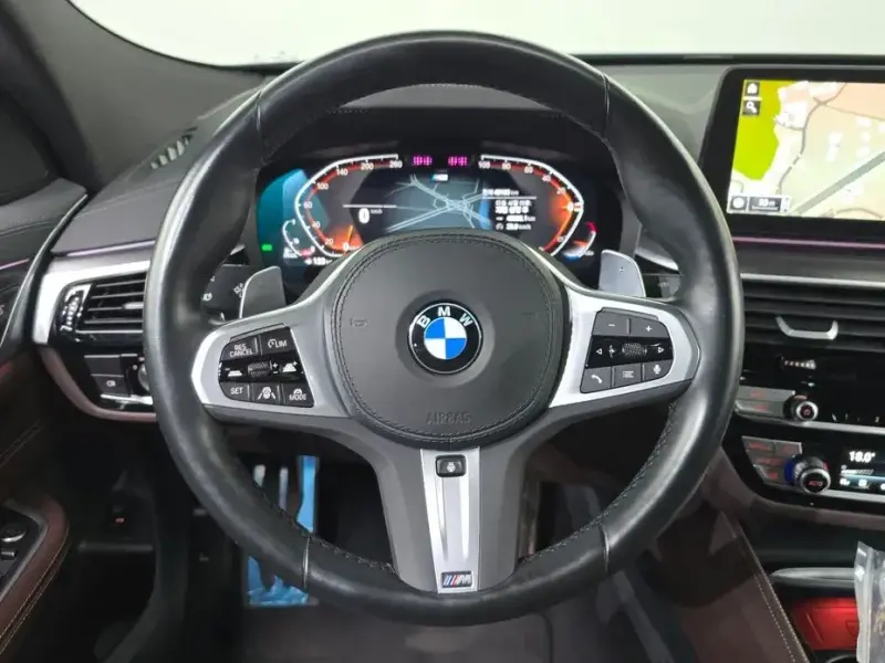 2023 BMW 6 серии с пробегом 48 103 км