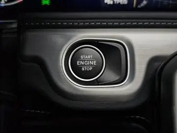 2024 Mercedes-Benz G-Класс с пробегом 14 174 км