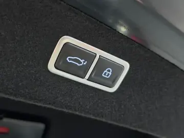 2023 Genesis G80 с пробегом 34 009 км