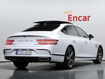 2023 Genesis G80 с пробегом 42 333 км
