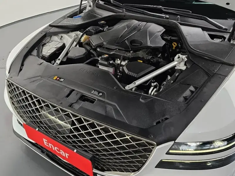 2023 Genesis G80 с пробегом 42 333 км