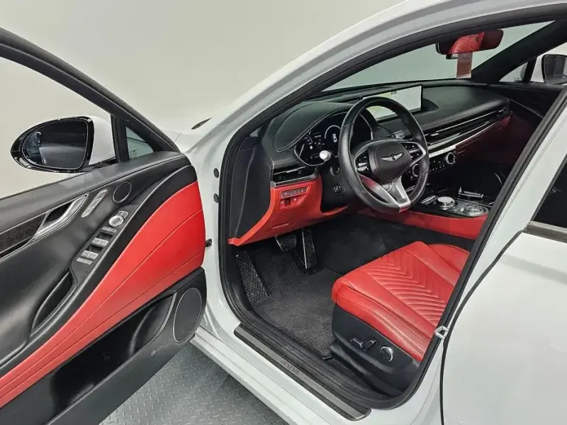 2023 Genesis G80 с пробегом 42 333 км