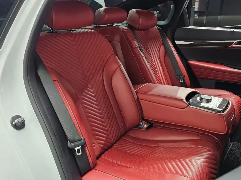 2023 Genesis G80 с пробегом 42 333 км