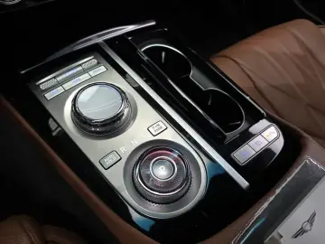 2023 Genesis G80 с пробегом 58 600 км