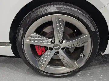 2023 Genesis G80 с пробегом 42 333 км