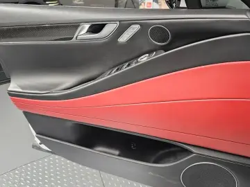 2023 Genesis G80 с пробегом 42 333 км