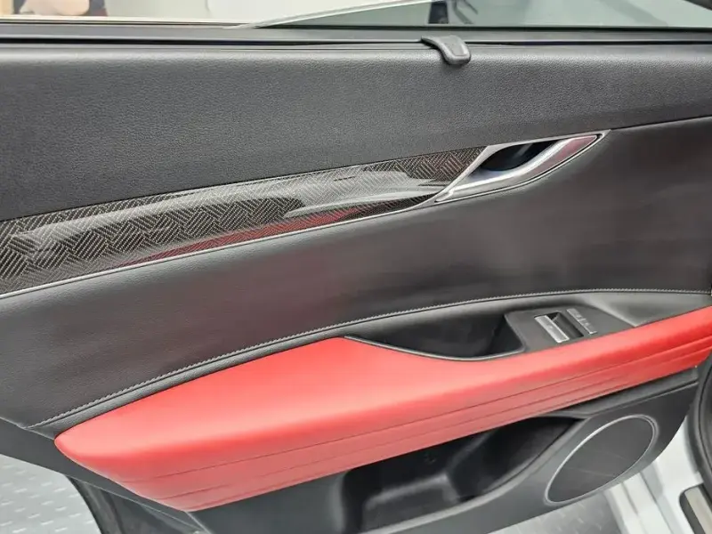 2023 Genesis G80 с пробегом 42 333 км