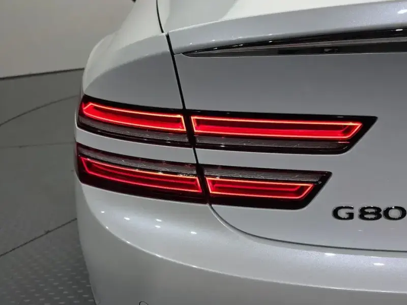 2023 Genesis G80 с пробегом 58 600 км