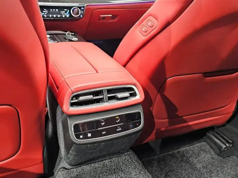 2023 Genesis G80 с пробегом 42 333 км