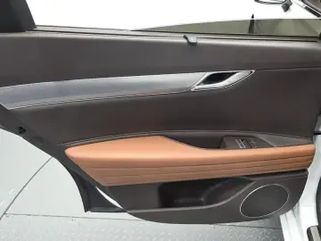 2023 Genesis G80 с пробегом 58 600 км