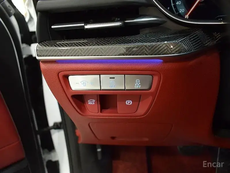 2023 Genesis G80 с пробегом 35 512 км
