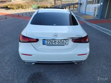 2022 Mercedes-Benz E-Класс с пробегом 21 942 км