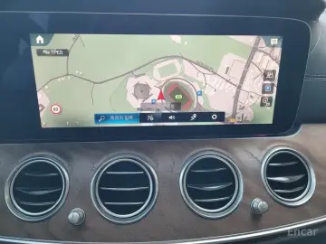 2022 Mercedes-Benz E-Класс с пробегом 21 942 км