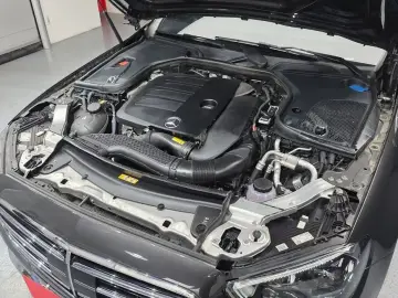 2022 Mercedes-Benz E-Класс с пробегом 32 032 км