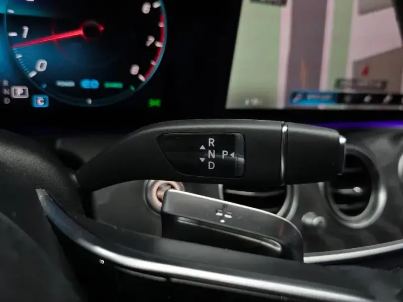 2022 Mercedes-Benz E-Класс с пробегом 32 032 км
