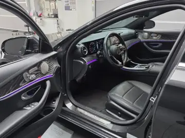 2022 Mercedes-Benz E-Класс с пробегом 32 032 км