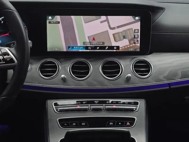 2022 Mercedes-Benz E-Класс с пробегом 32 032 км