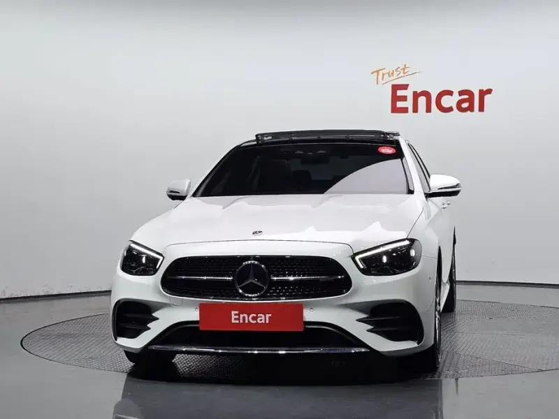 2022 Mercedes-Benz E-Класс с пробегом 54 235 км