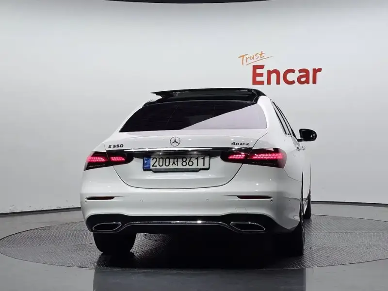 2022 Mercedes-Benz E-Класс с пробегом 54 235 км