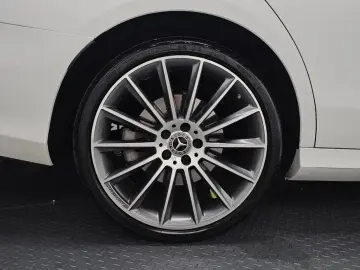 2022 Mercedes-Benz E-Класс с пробегом 54 235 км