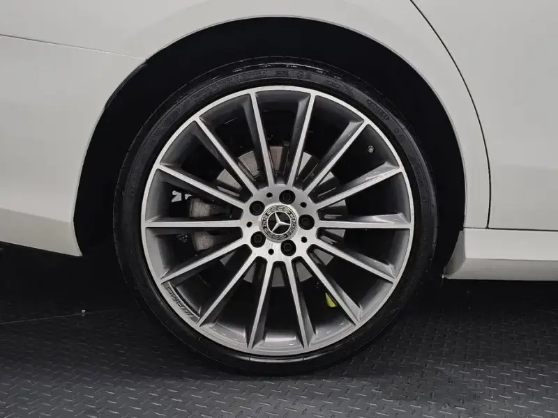 2022 Mercedes-Benz E-Класс с пробегом 54 235 км