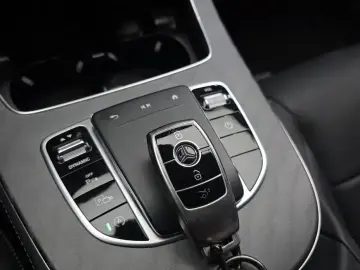 2022 Mercedes-Benz E-Класс с пробегом 32 032 км