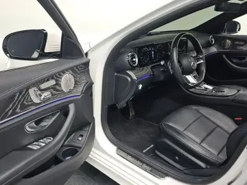 2022 Mercedes-Benz E-Класс с пробегом 54 235 км