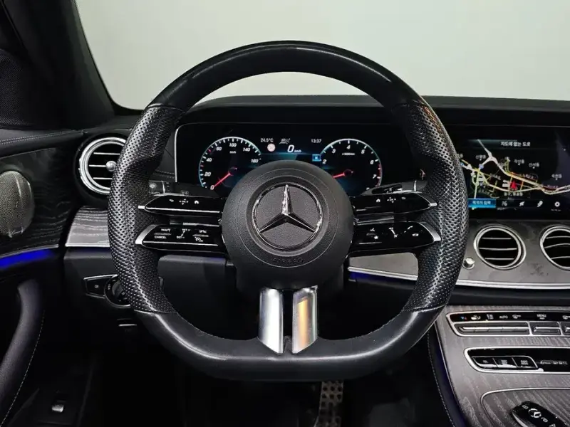 2022 Mercedes-Benz E-Класс с пробегом 54 235 км