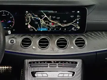 2022 Mercedes-Benz E-Класс с пробегом 54 235 км
