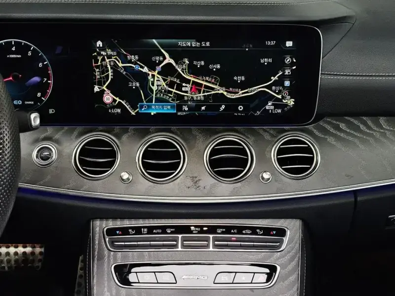 2022 Mercedes-Benz E-Класс с пробегом 54 235 км