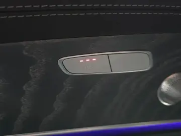 2022 Mercedes-Benz E-Класс с пробегом 32 032 км