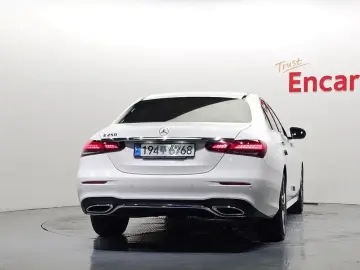 2022 Mercedes-Benz E-Класс с пробегом 30 134 км