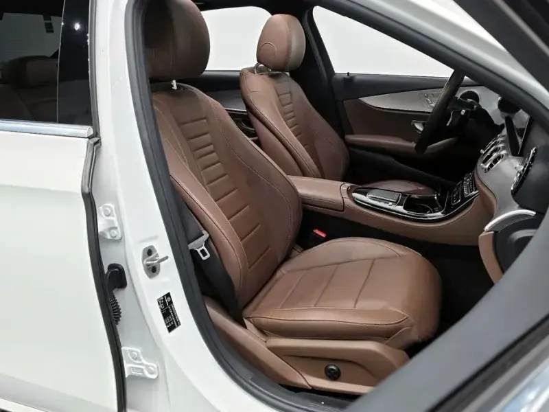 2021 Mercedes-Benz E-Класс с пробегом 76 271 км