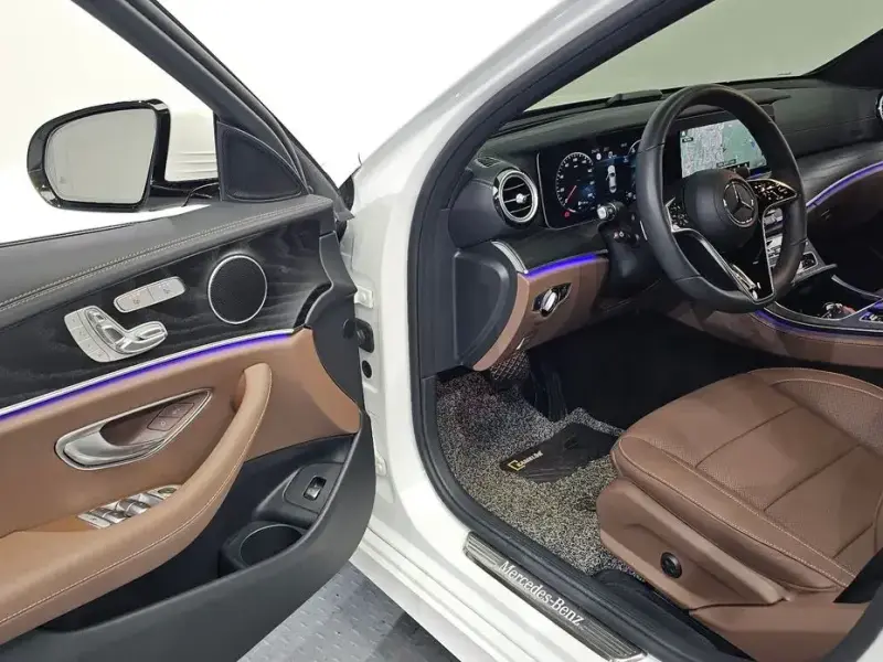2022 Mercedes-Benz E-Класс с пробегом 30 134 км