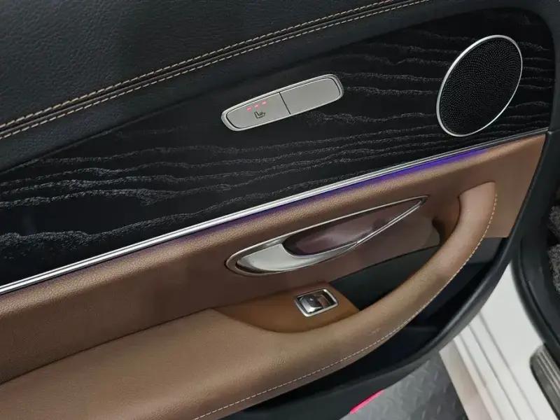 2022 Mercedes-Benz E-Класс с пробегом 30 134 км
