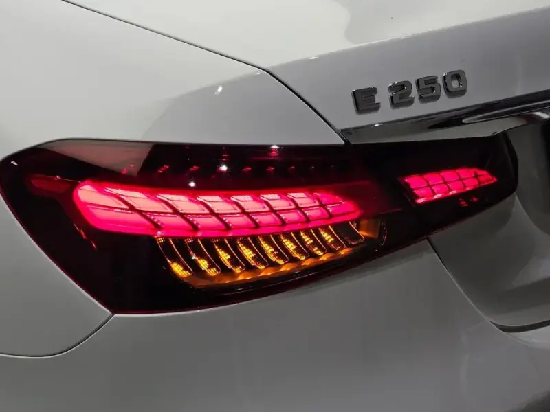 2022 Mercedes-Benz E-Класс с пробегом 30 134 км