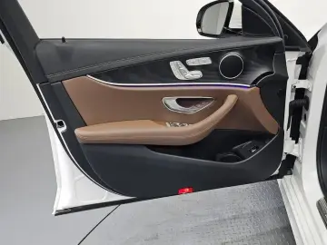 2022 Mercedes-Benz E-Класс с пробегом 30 134 км