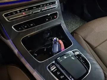 2022 Mercedes-Benz E-Класс с пробегом 30 134 км