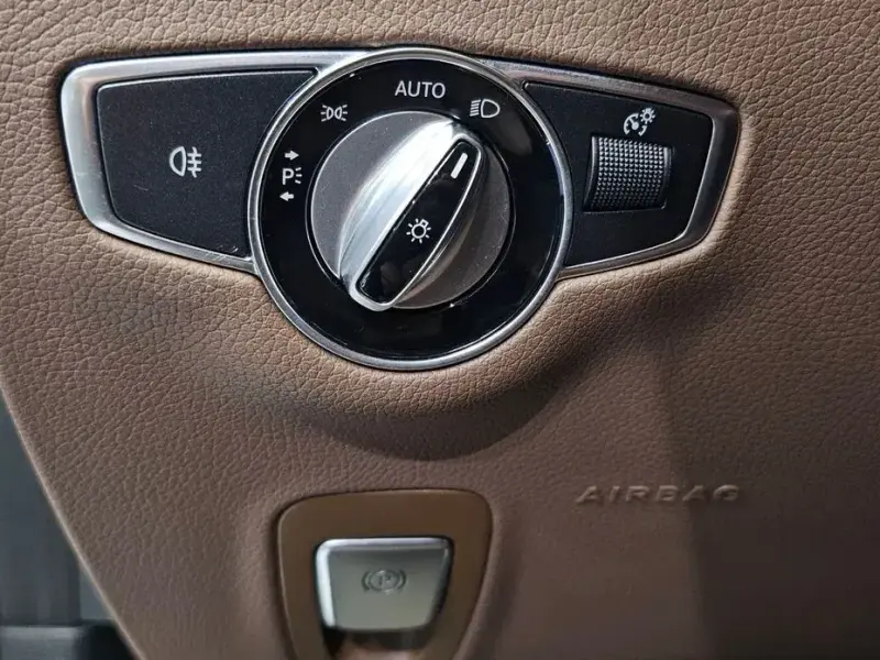 2022 Mercedes-Benz E-Класс с пробегом 30 134 км