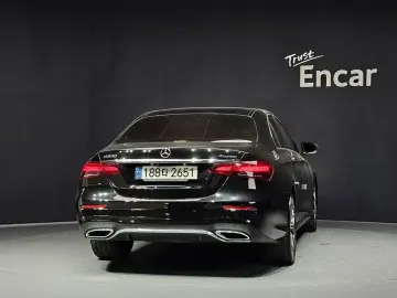 2022 Mercedes-Benz E-Класс с пробегом 85 371 км