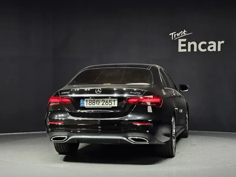 2022 Mercedes-Benz E-Класс с пробегом 85 371 км