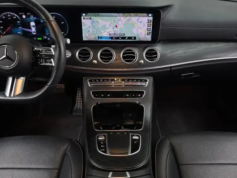 2022 Mercedes-Benz E-Класс с пробегом 85 371 км