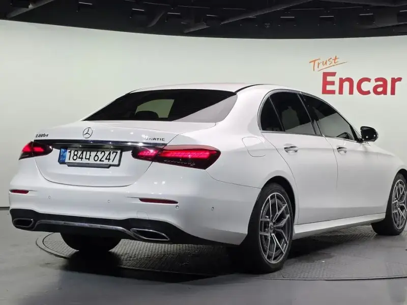 2021 Mercedes-Benz E-Класс с пробегом 113 804 км