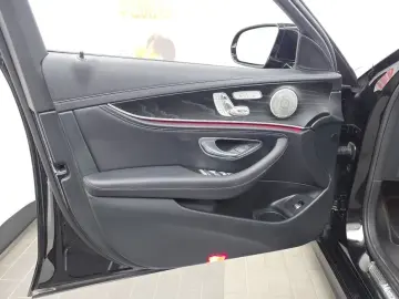 2022 Mercedes-Benz E-Класс с пробегом 85 371 км