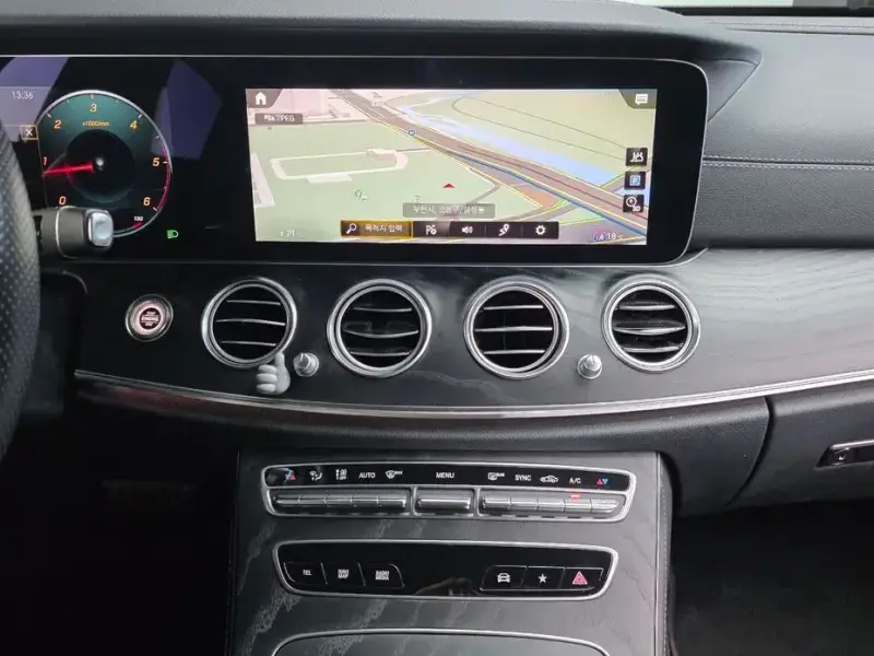 2021 Mercedes-Benz E-Класс с пробегом 113 804 км