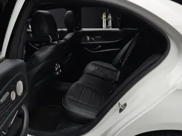 2022 Mercedes-Benz E-Класс с пробегом 46 119 км