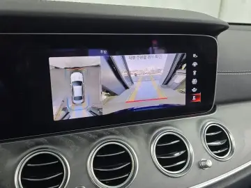 2022 Mercedes-Benz E-Класс с пробегом 69 892 км