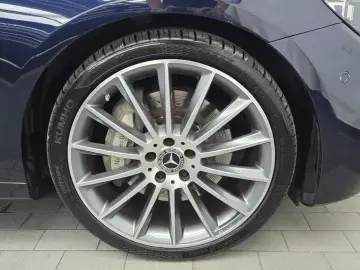 2022 Mercedes-Benz E-Класс с пробегом 69 892 км