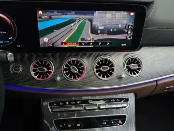 2022 Mercedes-Benz E-Класс с пробегом 43 622 км